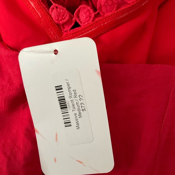 One and Only Collective Strapless Red Romper size M - Picture 9 of 11